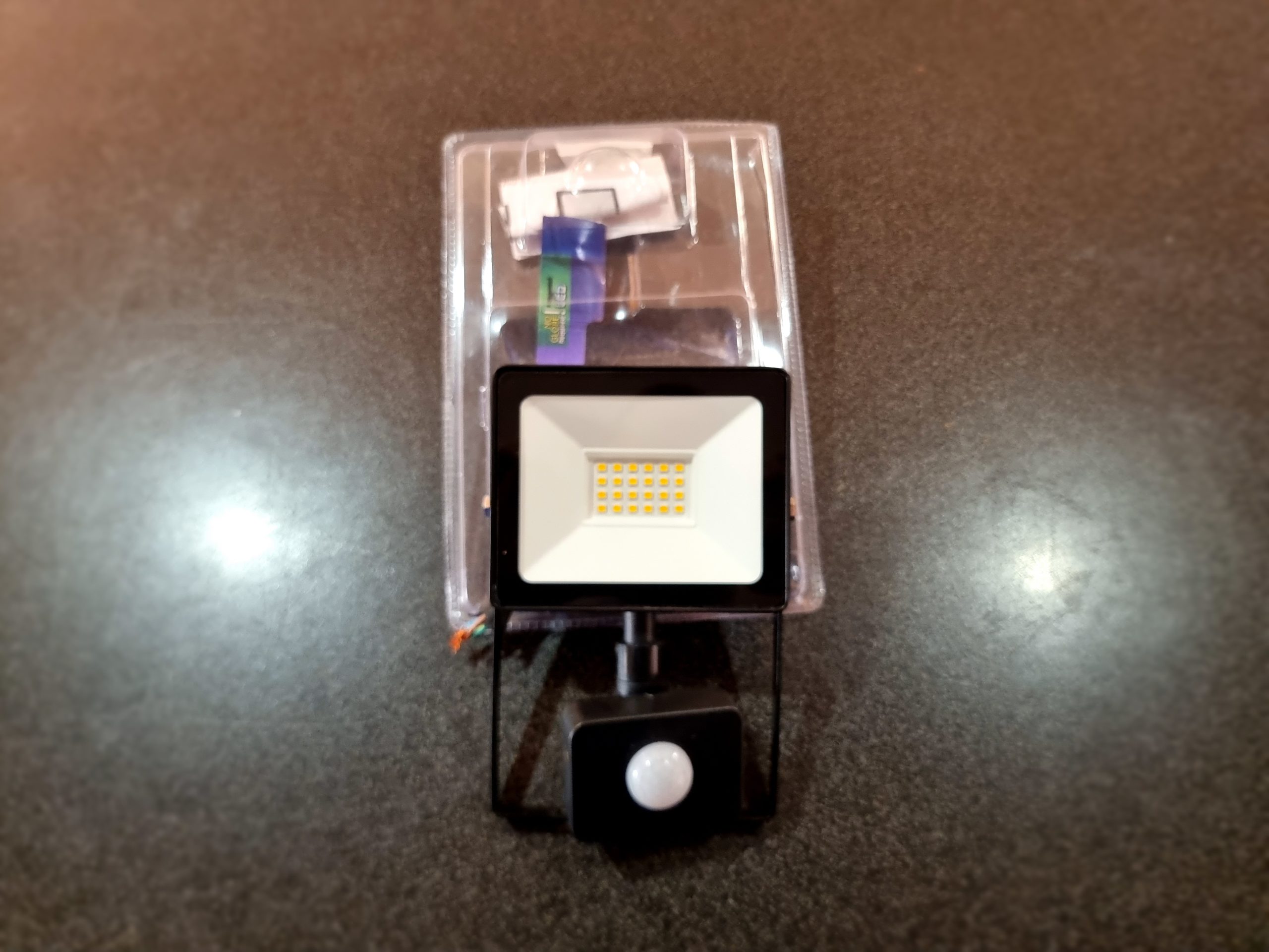 Eurolux LED Sensor Blister Floodlight – Black (20W) – New, damaged packaging